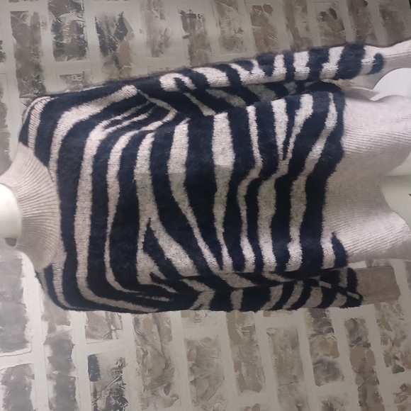 Twine & String oversized Sweater - Picture 5 of 9